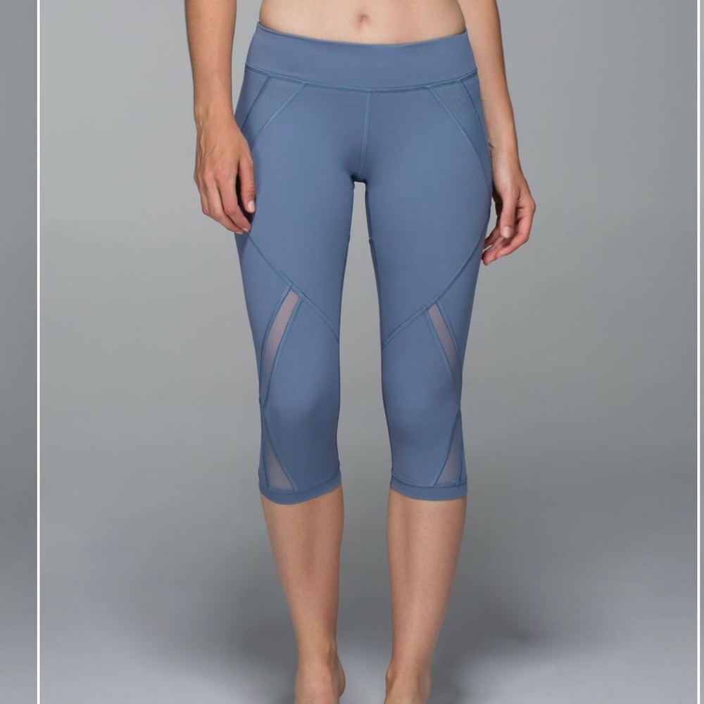 Lululemon Cool To Street Crop (Blue Denim)
